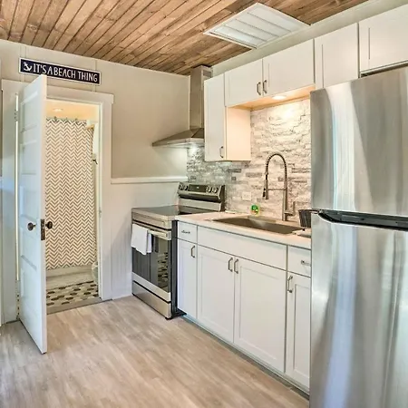 Chic Cottage With Private Yard Steps To Beach! Colonial Beach Exterior photo