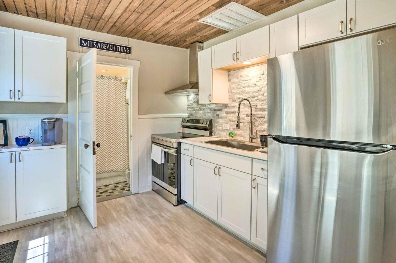 Chic With Private Yard Steps To Beach! *